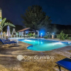 Отель Away-from-it-all, Exceptional Sea Views Sleeps 10, фото 40