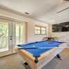 Отель Luxe Canyon Home: Decks, Hot Tub + Lake Views, фото 18