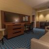 Отель Fairfield Inn & Suites by Marriott Regina, фото 3