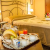 Отель Double Triple Room in Naples City Center, фото 7