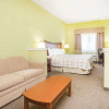 Отель Days Inn & Suites by Wyndham Swainsboro, фото 8