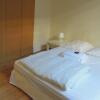 Отель Superbspacious and quiet 4-rooms flat city center5 min walking gare #H9, фото 9