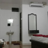 Отель Iroomz Hotel Gananjaya - Hostel, фото 9