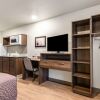 Отель WoodSpring Suites Indianapolis Airport South, фото 11