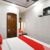 Отель OYO 48585 Hotel Raghuvansh, фото 4