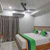 Отель Treebo Abhi Suites, Guntur, фото 19
