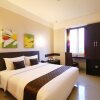 Отель Solaris Hotel Malang в Маланге