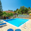 Отель Dolphin Villa 3 Swimming Pool Walk to Beach Sea Views A C Wifi - 558, фото 12