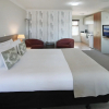 Отель Whangaparaoa Lodge Motel, фото 42