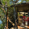 Отель Ichingo Chobe River Lodge в Чобе