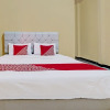 Отель OYO 92217 Artana Bed and Breakfast, фото 6