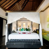 Отель Villa Rumah Lotus, фото 1