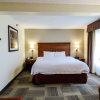 Отель Hampton Inn Charleston-Southridge, фото 7