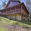 Отель Sevierville Cabin w/ Hot Tub: 6 Mi to Pigeon Forge, фото 1