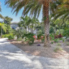 Отель Orange Bayside House - Fisherman's Paradise On Captiva! 3 Bedroom Home, фото 27