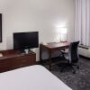 Отель Courtyard by Marriott Wichita East, фото 5