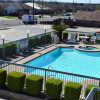 Отель Americas Best Value Inn New Braunfels San Antonio, фото 16