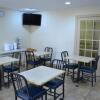 Отель Americas Best Value Inn - Newark Airport, фото 11