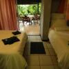 Отель The Glasshouse Guest Lodge в Port St Johns