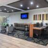Отель Holiday Inn Express & Suites Hearne, an IHG Hotel, фото 25