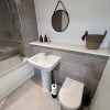 Отель Stunning City Centre Apartment - Sleeps 4, фото 9