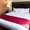 Отель Comfort Suites Phoenix Airport, фото 21