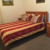 Отель Tradewinds, Unit 2/110 Victoria Parade, фото 3