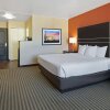 Отель La Quinta Inn & Suites by Wyndham Tucson - Reid Park, фото 4