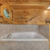 Отель Mountain Haven 3 Bedroom Home with Hot Tub, фото 13