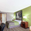 Отель Super 8 by Wyndham Clarksville Northeast, фото 6
