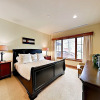 Отель New Listing! The Valley: Luxe Ski-in/ski-out 3 Bedroom Condo, фото 4