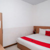 Отель RedDoorz @ Pengayoman Panakkukang 2, фото 6