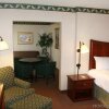 Отель Hampton Inn & Suites Alexandria Old Town Area South в Александрия