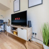 Отель Pierocks Wickets Luxury Entire House, Free Parking and Wi-fi in Maidenhead, фото 15