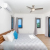 Отель West Bay Breeze 3 Bedroom Home by Redawning, фото 20
