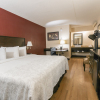 Отель Red Roof Inn PLUS+ West Springfield, фото 12