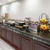 Отель La Quinta Inn & Suites by Wyndham Visalia/Sequoia Gateway, фото 13