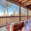 Отель Pine Needle by Avantstay Log Cabin w/ Gorgeous Views, Hot Tub, Patio & Pool Table!, фото 9
