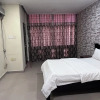 Отель OYO 90982 Hifi Rooms Homes, фото 11