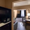 Отель Comfort Suites Houston West at Clay Road, фото 3