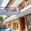 Отель Wahyu Homestay 2, фото 1