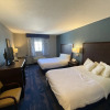 Отель Weston Inn & Suites, фото 4