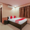 Отель OYO Flagship 18926 Tourist Krishna Inn, фото 14