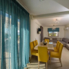 Отель Golden Sky Villa, фото 1