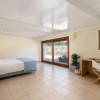 Отель Tuscany Villa Near Marathi Beach 13pl 5bd, фото 2