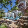 Отель Emporio A Captivating 6-bed Villa in Nimborio, фото 1