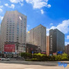 Отель Yisu Light Luxury Hotel Apartment (Taiyuan South Railway Station North America N1 Branch), фото 1