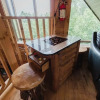 Отель Elk Feathers 2 Bedroom Cabin by RedAwning, фото 42
