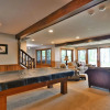 Отель Lumberjack Lodge 5 Bedroom Home by RedAwning, фото 14