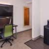 Отель Holiday Inn Express Hotel & Suites Southfield - Detroit, фото 3